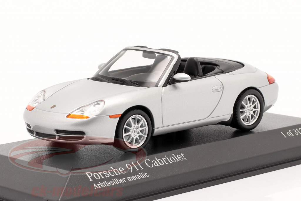 Porsche 911 (996) Cabriolet år 1998 sølv 1:43 Minichamps
