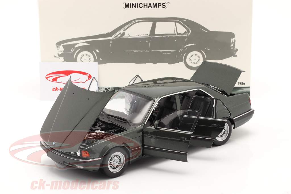 BMW 730i (E32) Baujahr 1986 dunkelgrün metallic 1:18 Minichamps