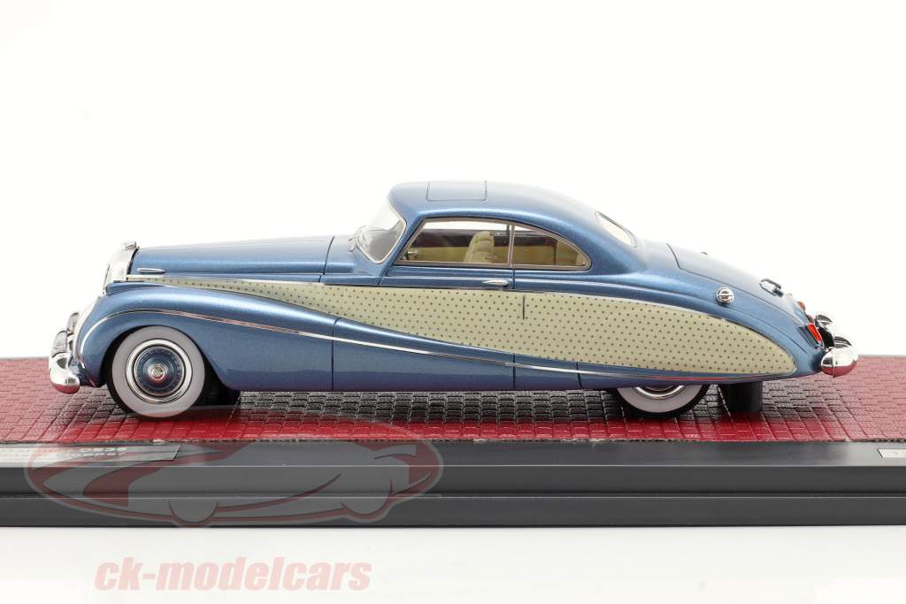 Daimler DE36 Blue Clover Hooper 1953 Светло-синий металлический 1:43 Matrix