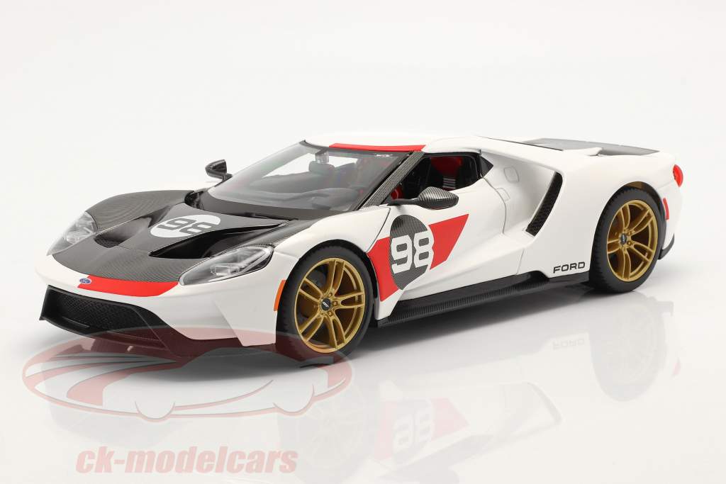 Ford GT #98 Heritage Edition 2021 Wit / rood / koolstof 1:18 Maisto