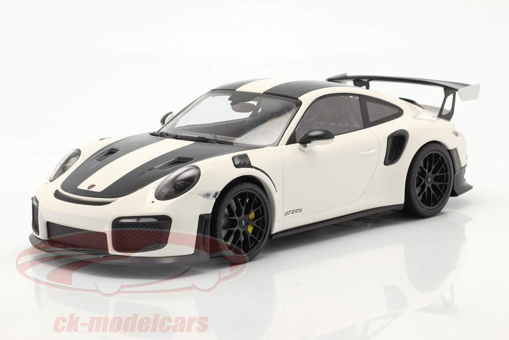 Porsche 911 (991 II) GT2 RS Weissach Package 2018 白色的 / 黑色的 轮辋 1:18 Minichamps