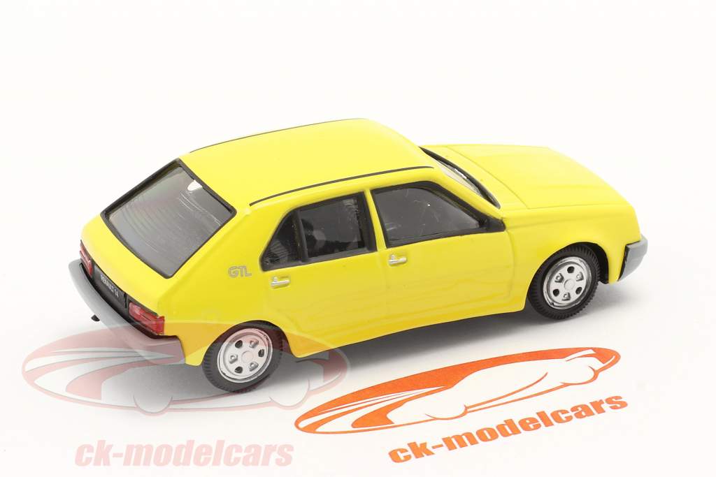 Renault 14 (R14) 建设年份 1976-1982 黄色 1:43 Norev