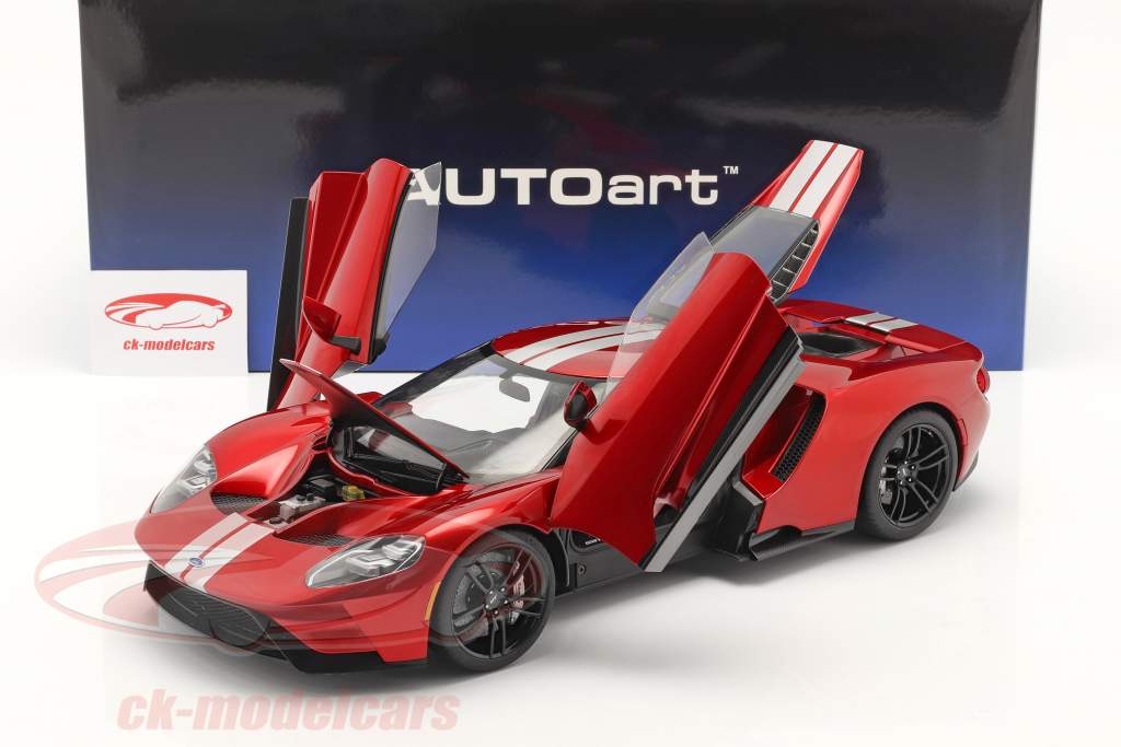 Ford GT 建設年 2017 赤 / 銀 1:12 AUTOart