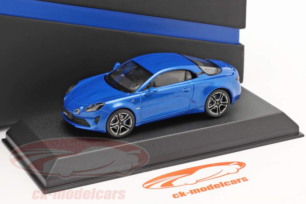 Alpine-Set: Guide Michelin, 充电线 和 Alpine A110 2017 蓝色的 1:43 Norev