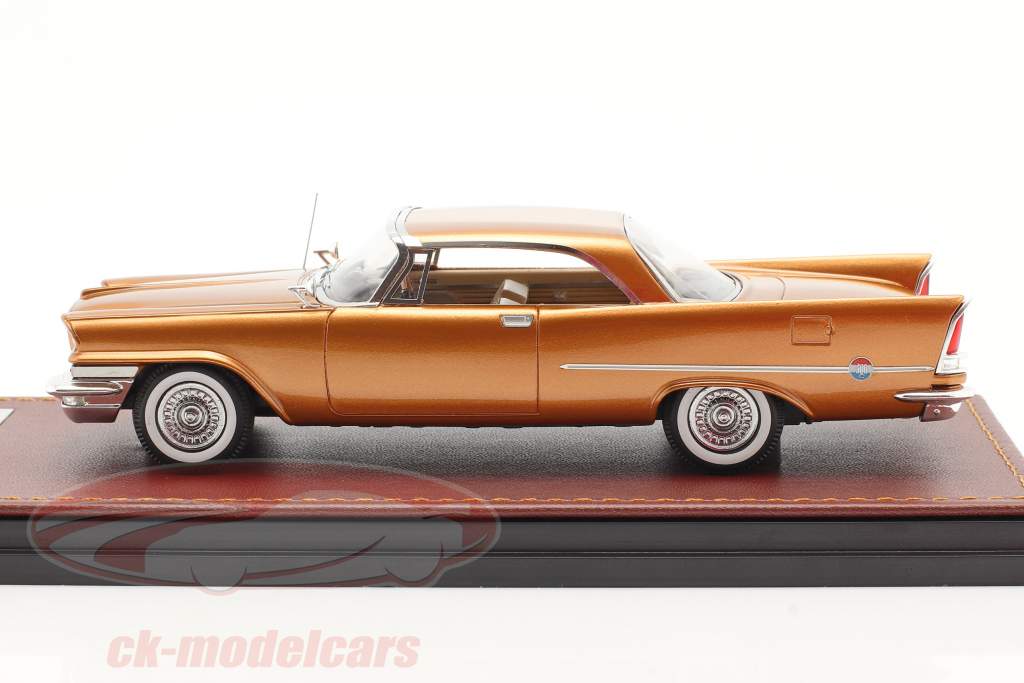 Chrysler 300C Hardtop 建設年 1957 ゴールド メタリック 1:43 GLM