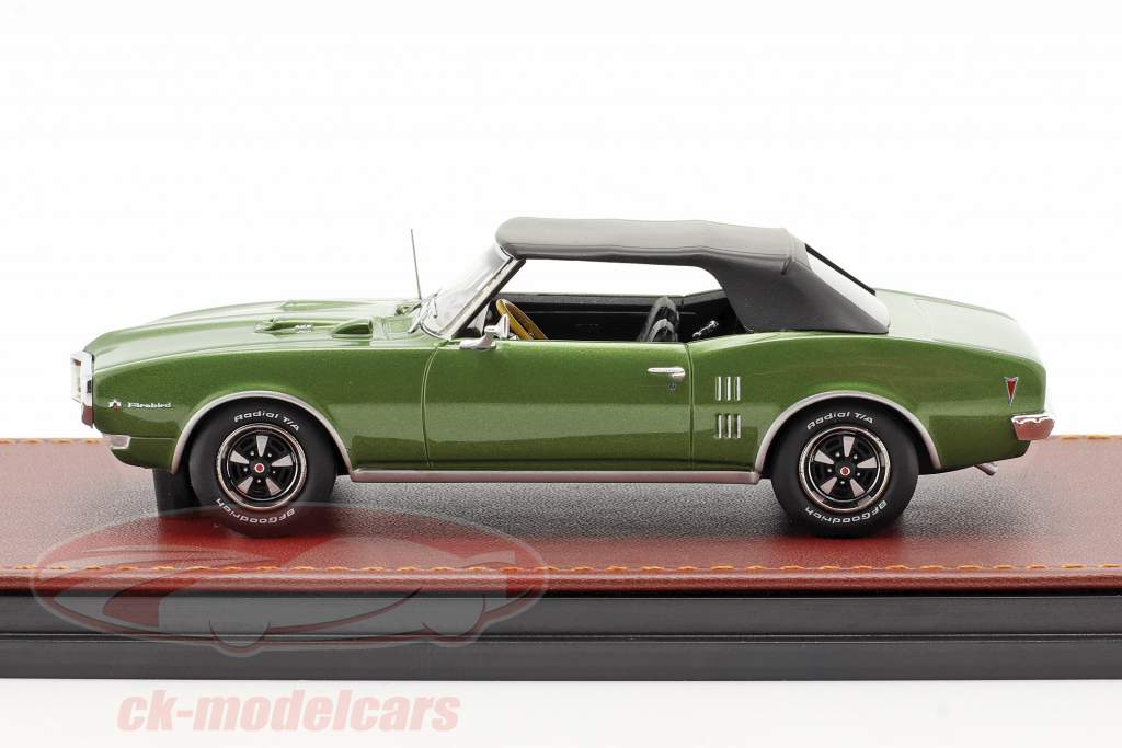 Pontiac Firebird 400 Fermé Convertible 1968 vert métallique / le noir 1:43 GLM