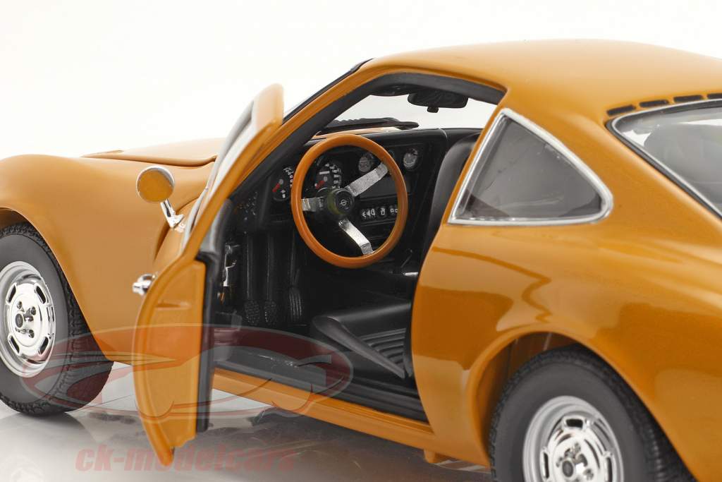 Opel GT Año de construcción 1970 amarillo ocre 1:18 Minichamps