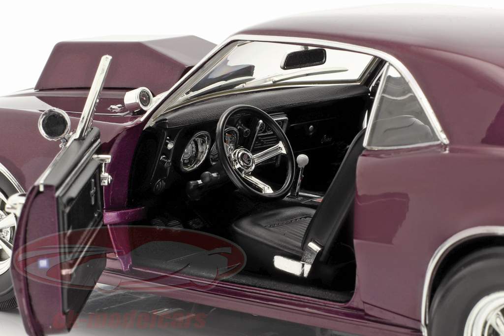 Chevrolet Camaro Drag Outlaws Anno di costruzione 1967 viola 1:18 MGP