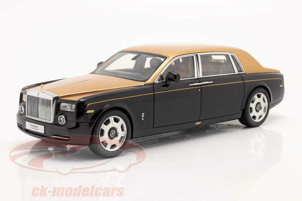 Rolls Royce Phantom Extended Wheelbase 建设年份 2015 黑色的 / 金子 1:18 Kyosho
