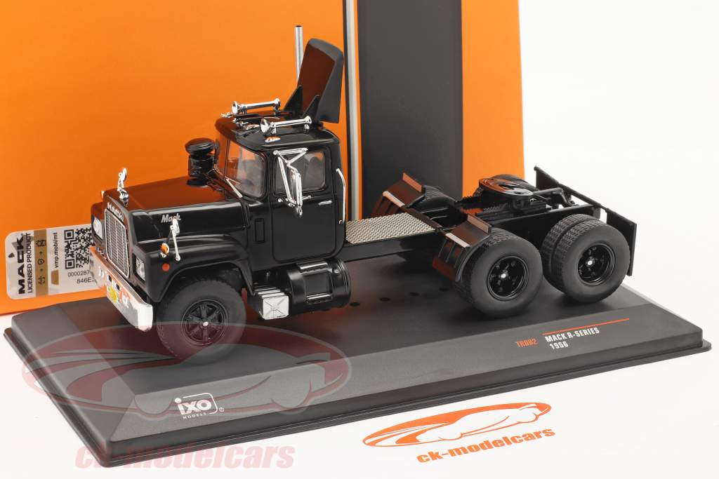 Mack R-Series Ano de construção 1966 Preto 1:43 Ixo