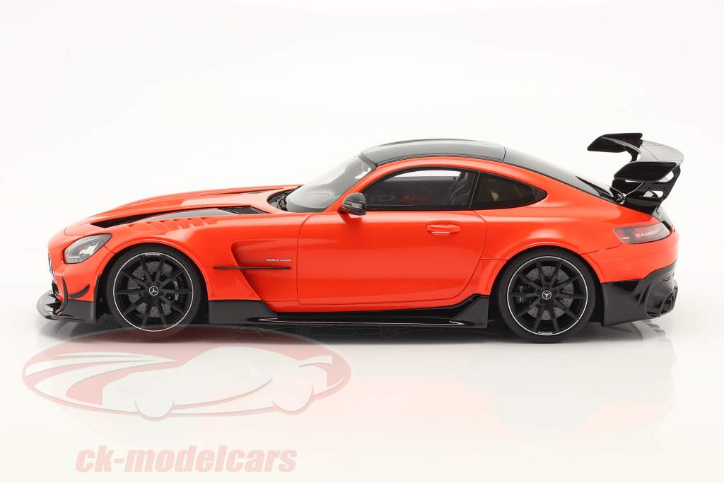 Mercedes-Benz AMG GT-R Black Series Byggeår 2021 orange 1:18 GT-SPIRIT