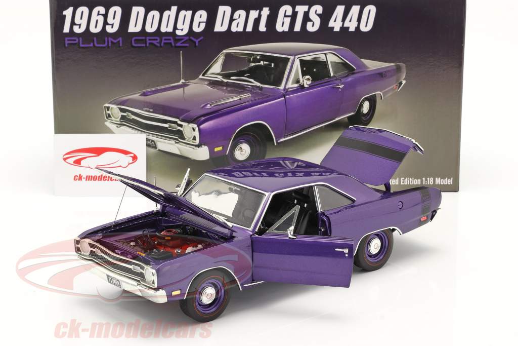 Dodge Dart GTS 440 Anno di costruzione 1969 viola 1:18 GMP