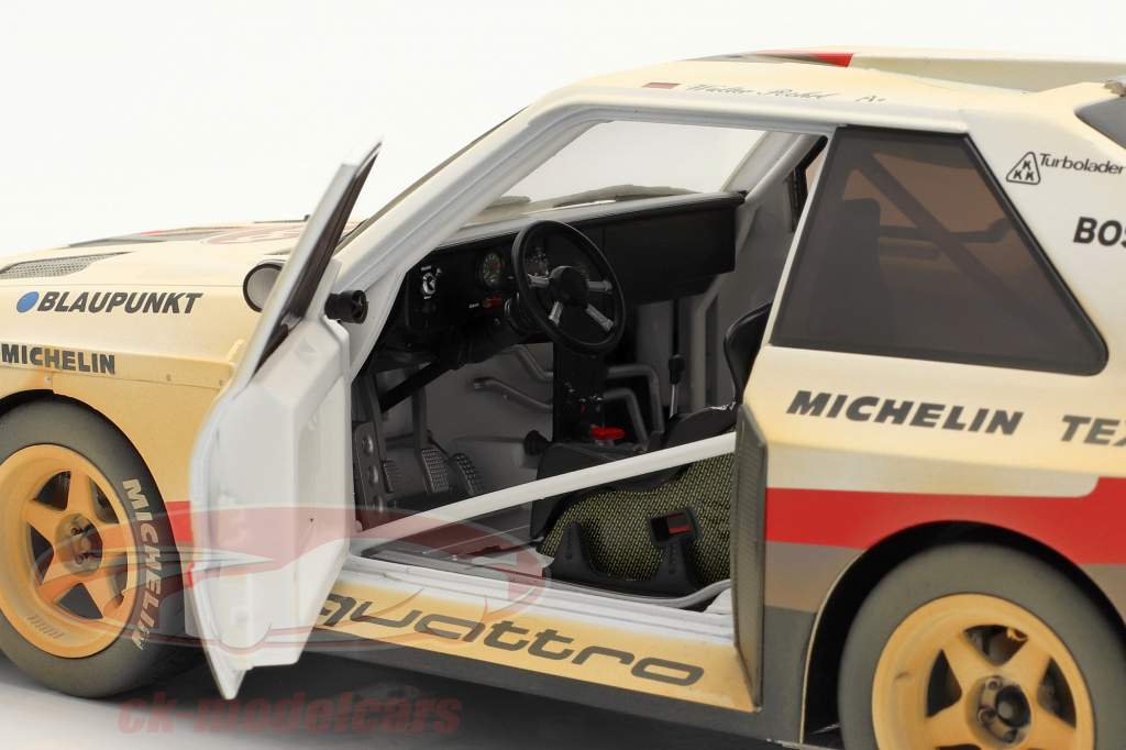 Audi Sport quattro S1 E2 #1 Vencedora Pikes Peak 1987 Röhrl Dirty Version 1:18 CMR