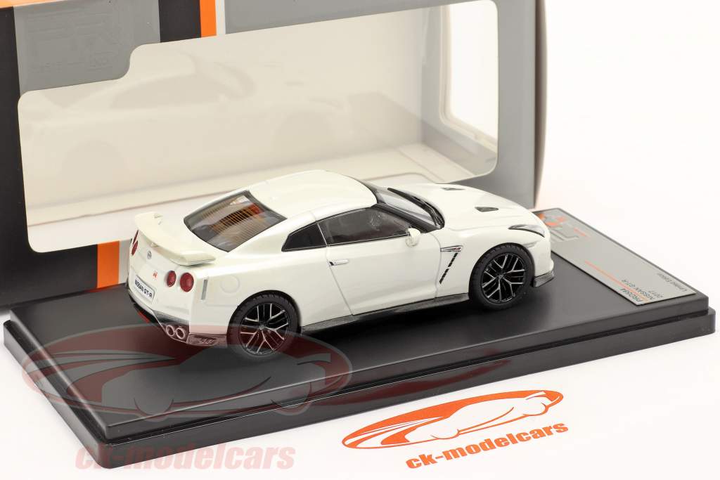 Nissan GT-R jaar 2017 wit 1:43 Premium X
