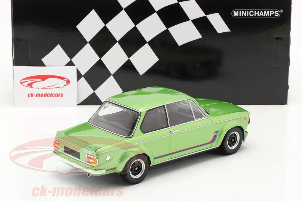BMW 2002 Turbo Año de construcción 1972 verde metálico 1:18 Minichamps