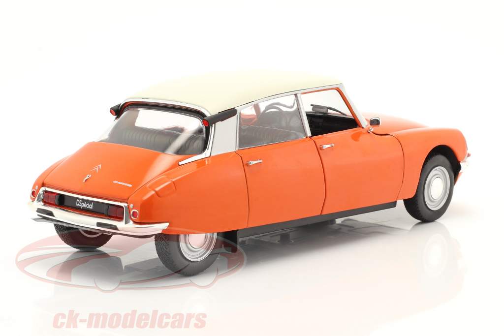 Citroen D Special Año de construcción 1972 naranja 1:18 Solido