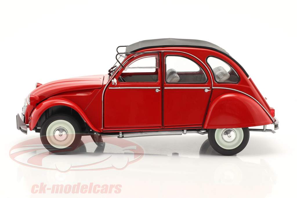 Citroen 2CV6 Année de construction 1982 rouge 1:18 Solido