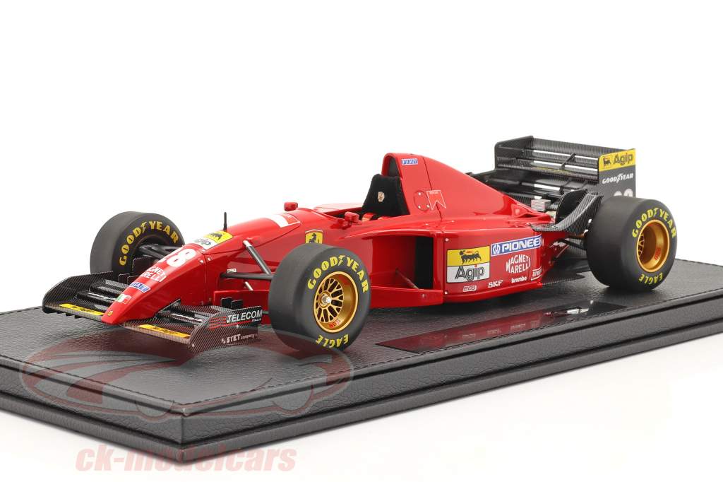 Gerhard Berger Ferrari 412T2 #28 formule 1 1995 avec Vitrine 1:18 GP Replicas