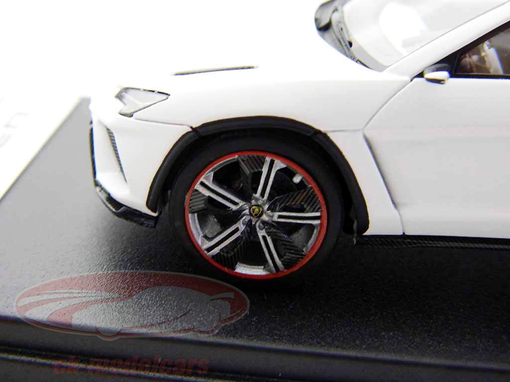 Lamborghini Урус Пекин автосалон 2012 белая матовая / матовая белая 1:43 LookSmart