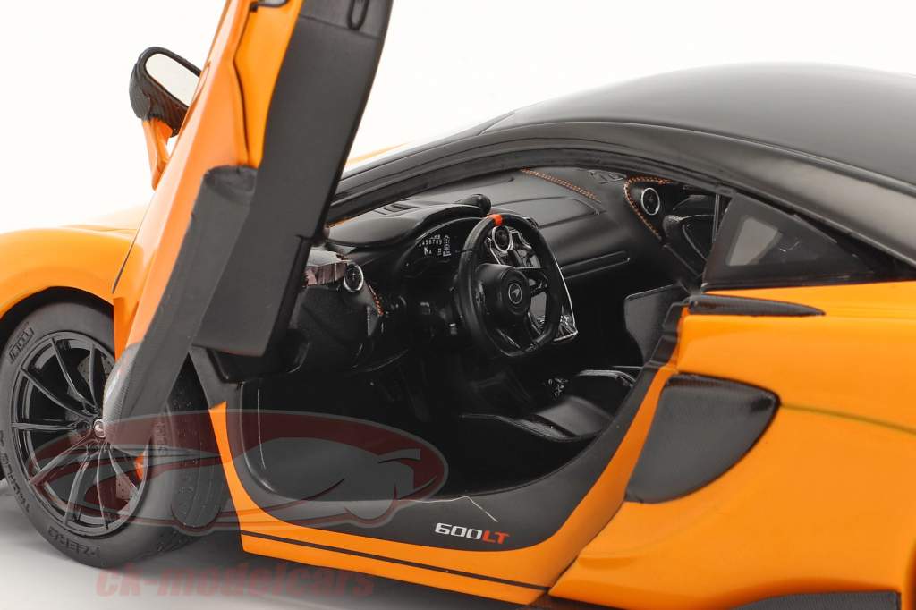 McLaren 600LT Coupe 建設年 2018 オレンジ 1:18 Solido
