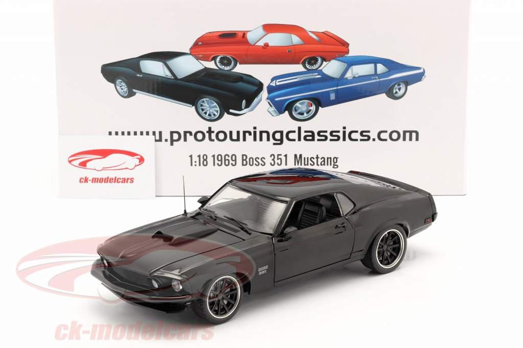 Ford Boss 351 Mustang Byggeår 1969 sort 1:18 GMP