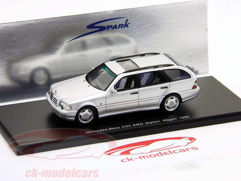 Mercedes-Benz C43 AMG station Wagon Année 1999 argent / Spark 1:43
