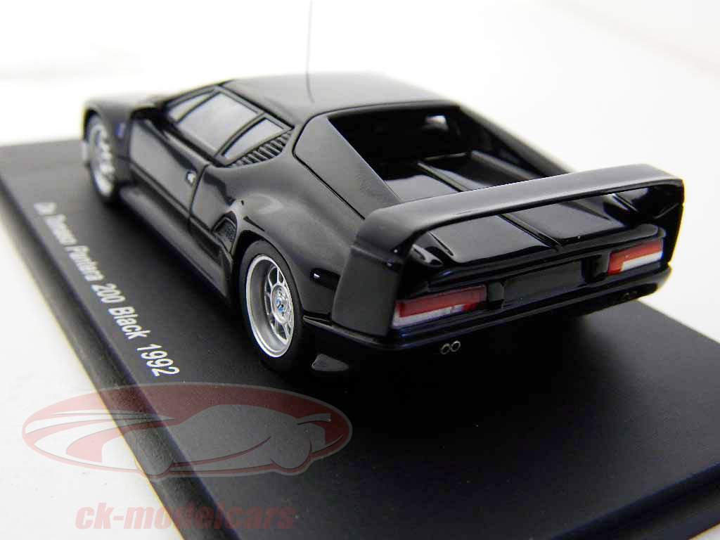De Tomaso Pantera 200 Année 1992 schwarz / noir Spark 1:43