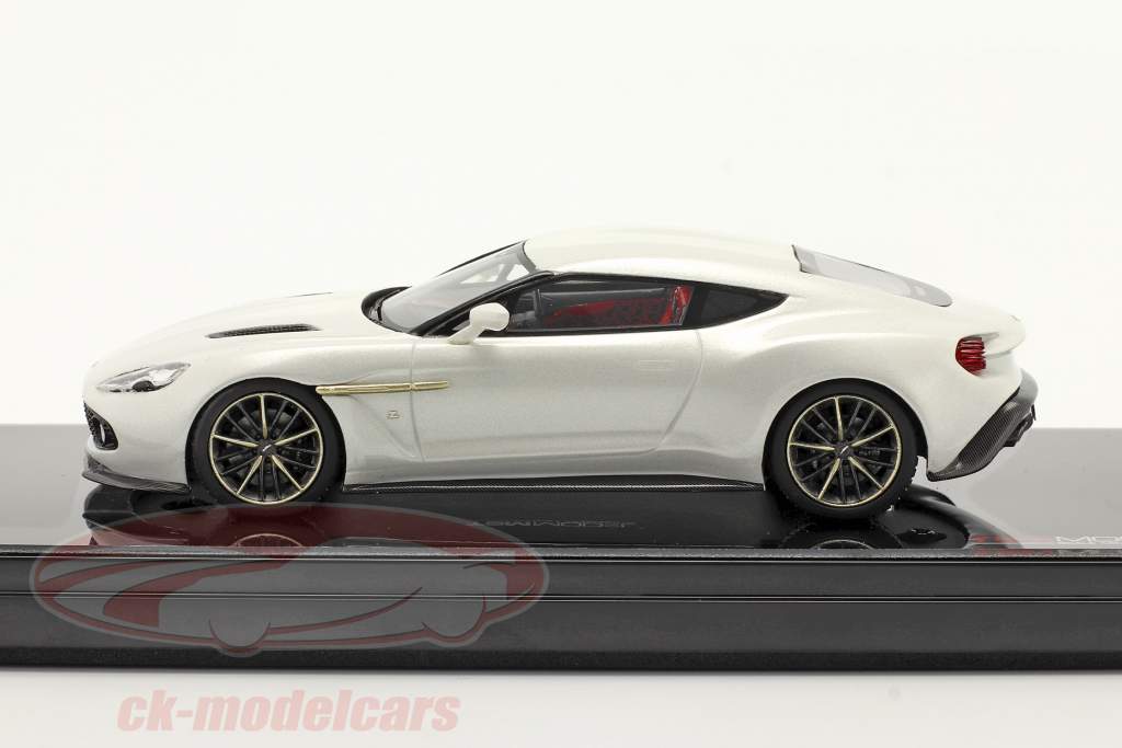 Aston Martin Vanquish Zagato Год постройки 2016 escaping белый 1:43 TrueScale