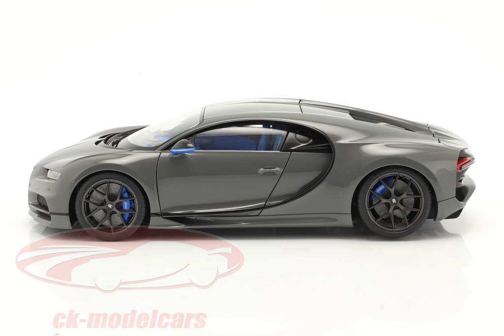 Bugatti Chiron Sport Ano de construção 2019 jet cinza 1:18 AUTOart