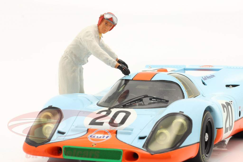 figure Race Driver Jo Siffert leans on 1:18 FigurenManufaktur