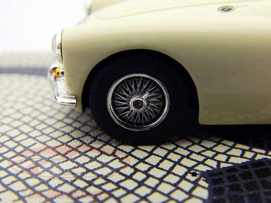 MG A 1600 années Coupé 1960 blanc / blanc Spark 1:43 Bizarre