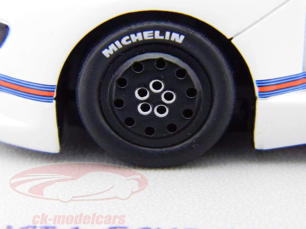 Lancia ECV2 année 1988 blanc / blanc Spark 1:43 Bizarre