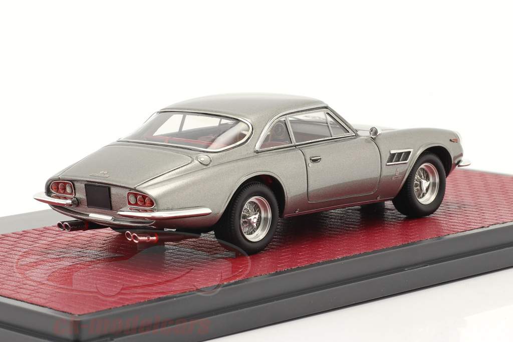 Ferrari 500 Superfast Año de construcción 1965 plata metálico 1:43 Matrix