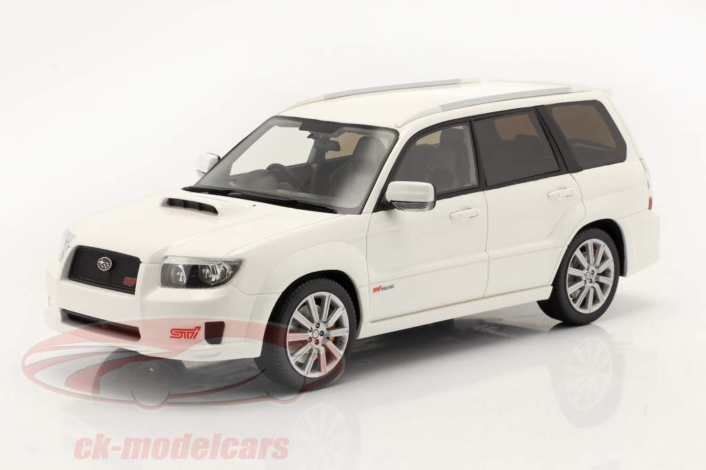 Subaru Forester STI SG9 Byggeår 2007 hvid 1:18 DNA Collectibles