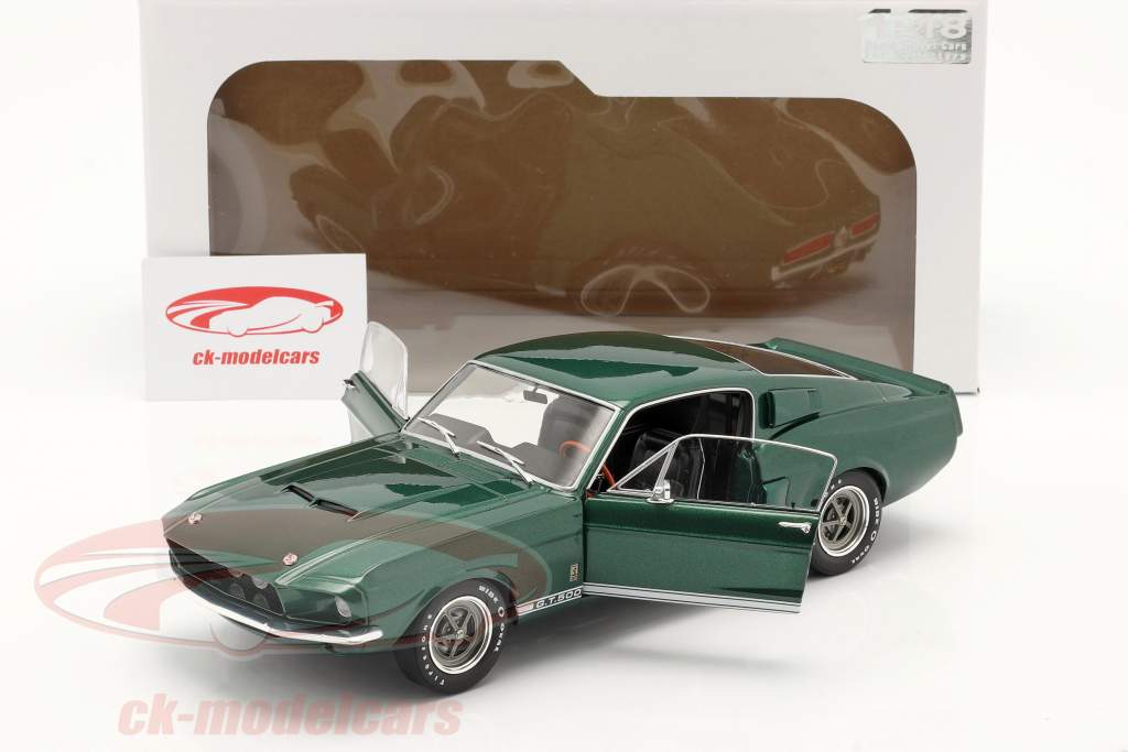Shelby Mustang GT 500 Byggeår 1967 mørkegrøn 1:18 Solido