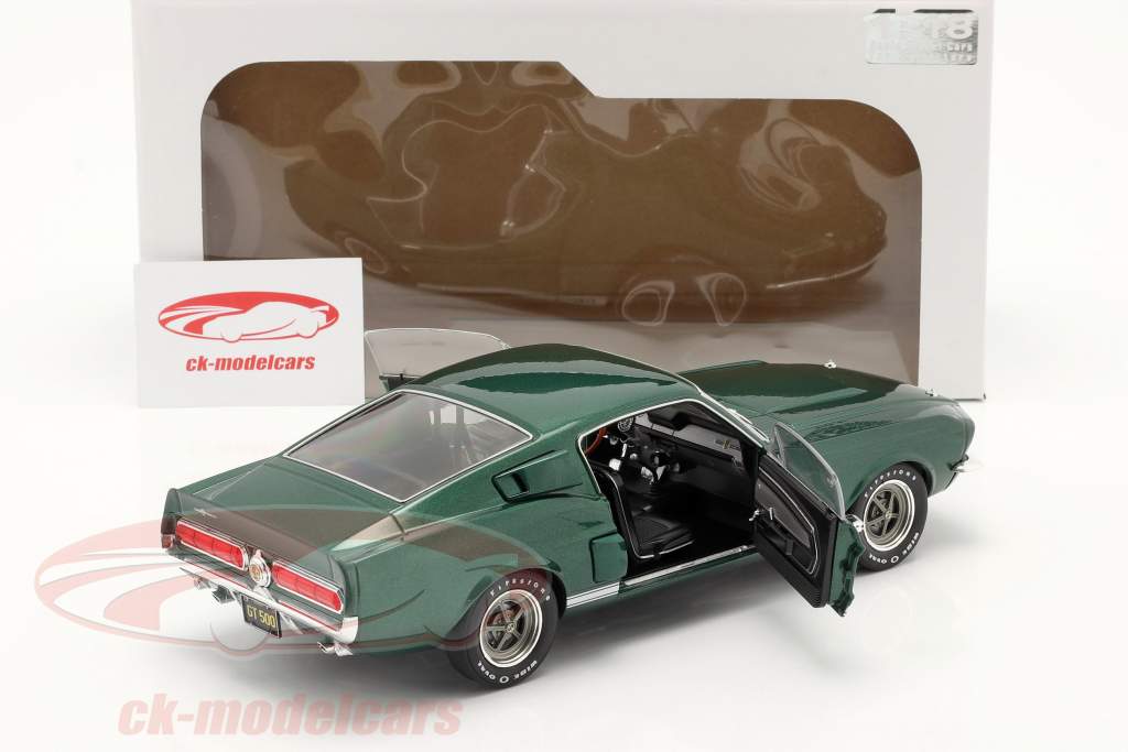 Shelby Mustang GT 500 Ano de construção 1967 verde escuro 1:18 Solido