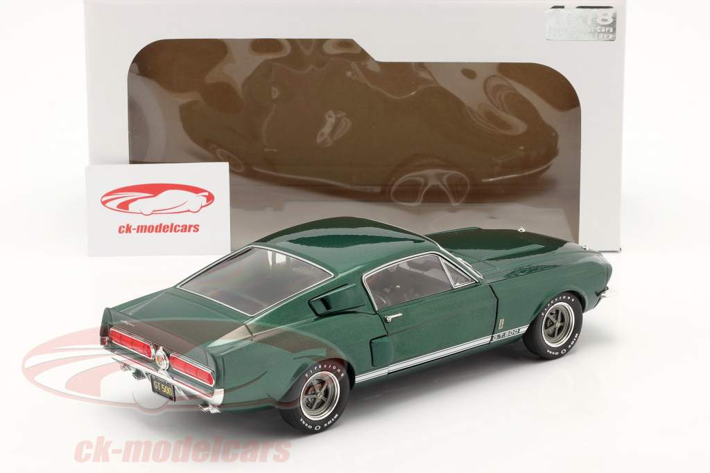 Shelby Mustang GT 500 Byggeår 1967 mørkegrøn 1:18 Solido