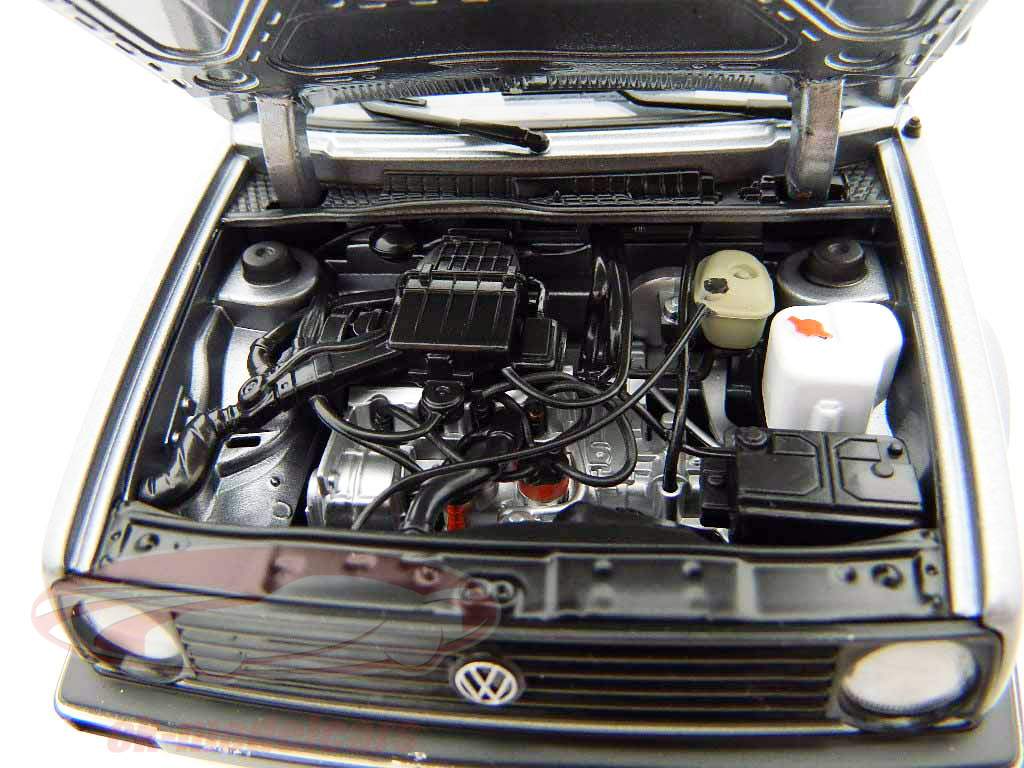 Volkswagen Golf II CL grigio metallizzato / grigio metallizzato 1:18 Norev