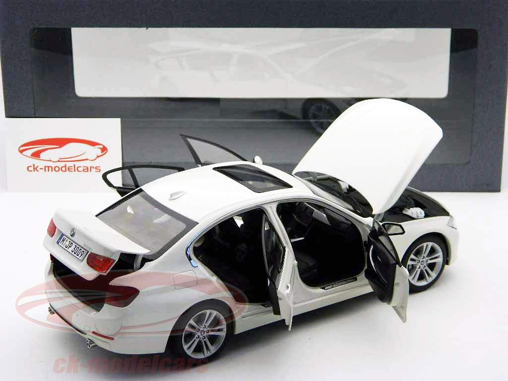 BMW Serie 3 F30 bianco alpino 1:18 Modelli di Paragon