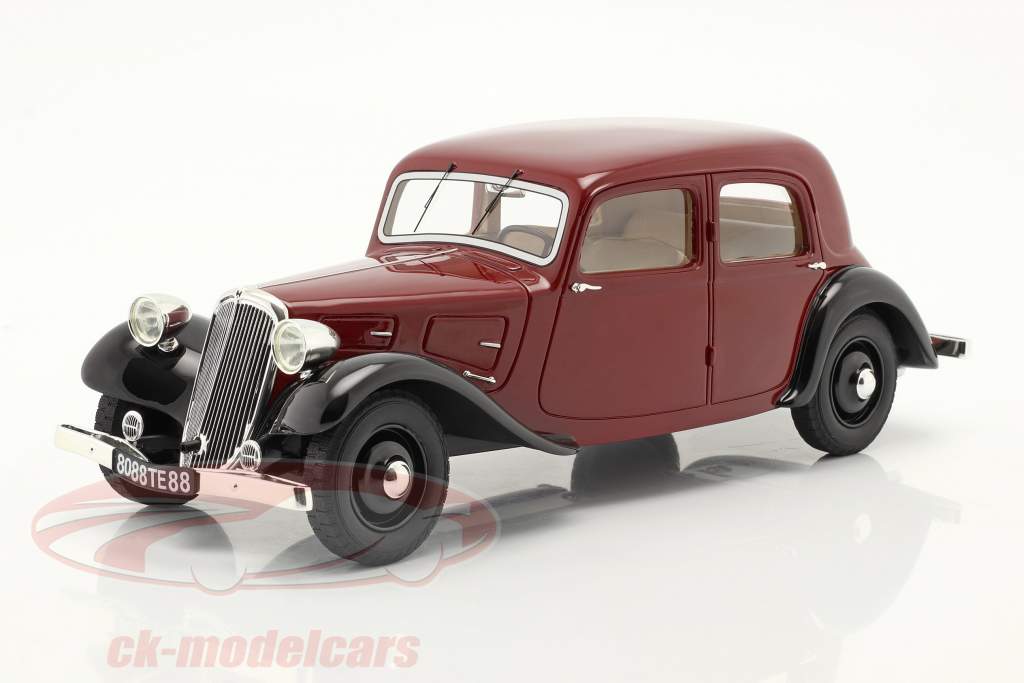 Citroen Traction Avant 7CV Baujahr 1935 rotbraun / schwarz 1:18 Cult Scale