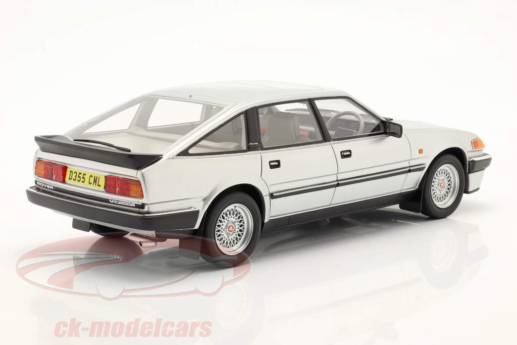 Rover 3500 Vitesse Année de construction 1985 argent métallique 1:18 Cult Scale