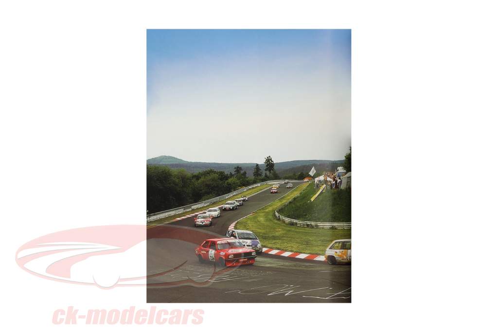 Um livro: 24 horas Nürburgring Nordschleife 2001 a partir de Ulrich Upietz