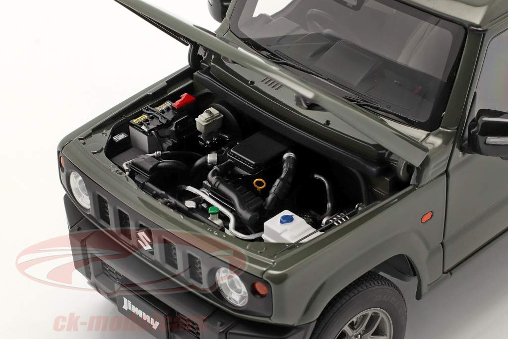 Suzuki Jimny (JB64) RHD Año de construcción 2018 verde oscuro 1:18 AUTOart