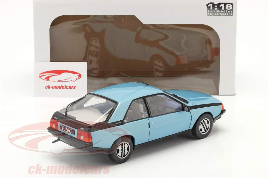 Renault Fuego GTS Año de construcción 1980 Azul claro metálico 1:18 Solido