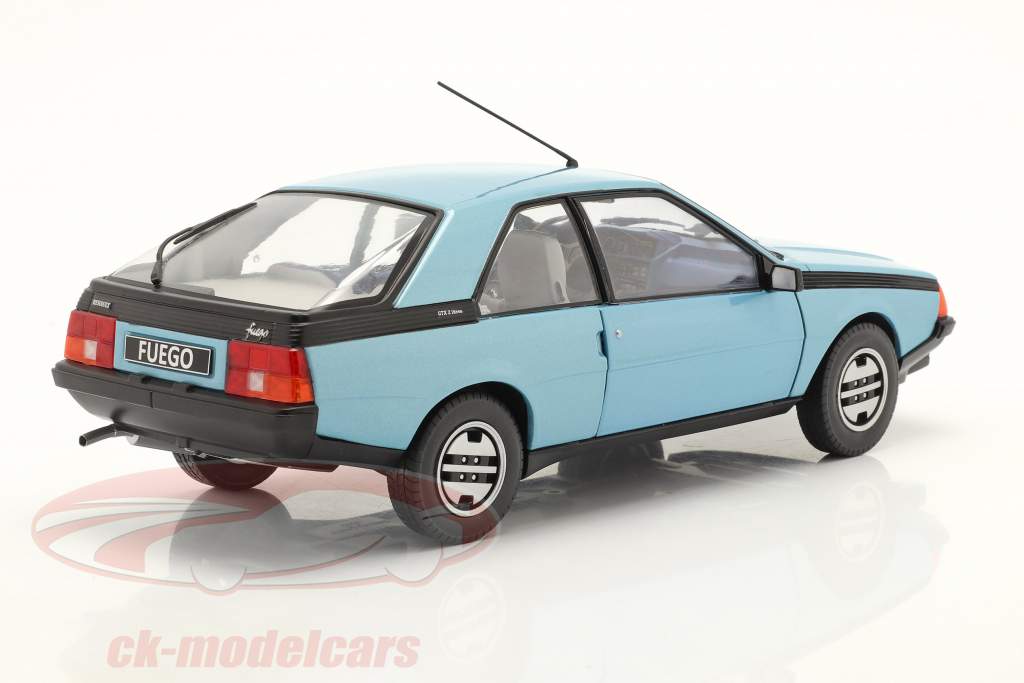 Renault Fuego GTS Año de construcción 1980 Azul claro metálico 1:18 Solido