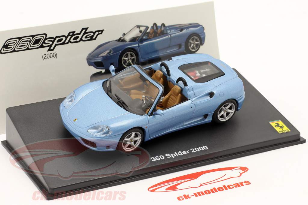 Ferrari 360 Spider Byggeår 2000 Med Udstillingsvindue Lyseblå metallisk 1:43 Altaya