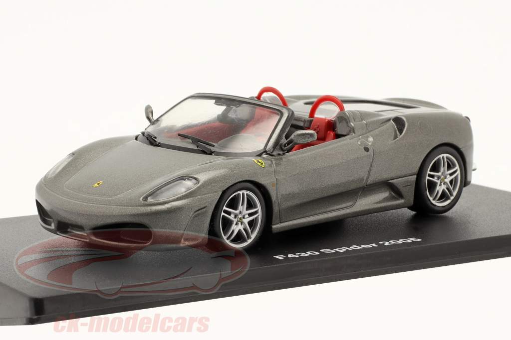 Ferrari F430 Spider bouwjaar 2005 met Showcase Grijs metalen 1:43 Altaya