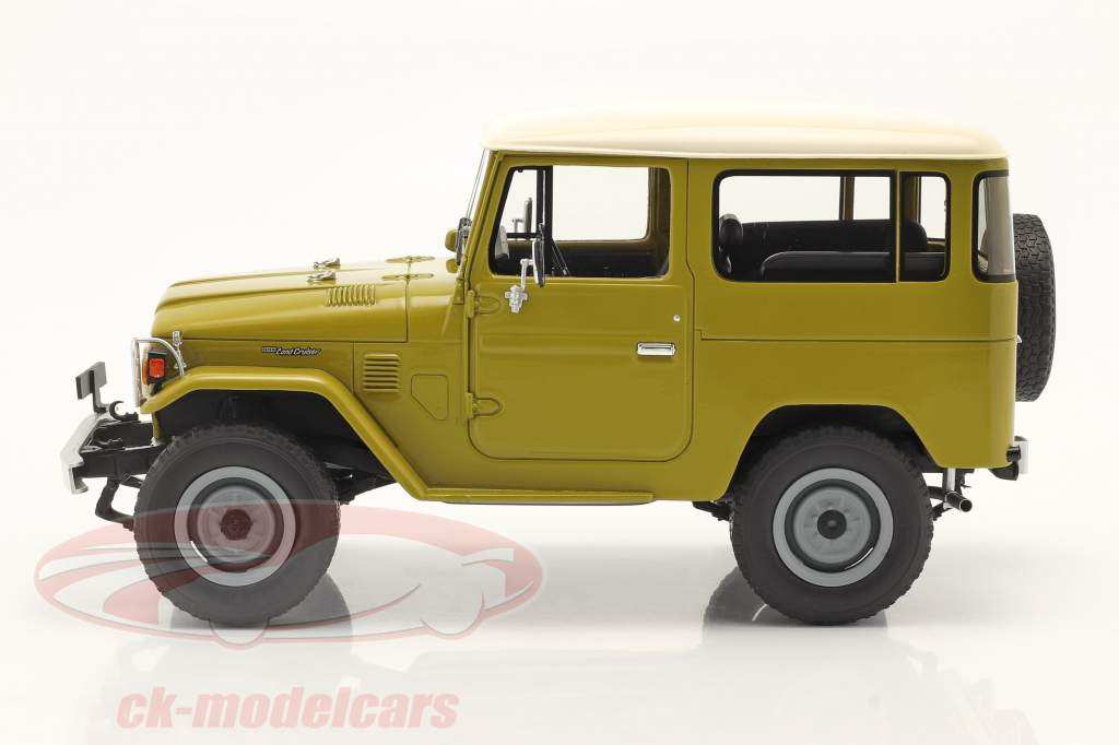 Toyota Land Cruiser FJ40 Año de construcción 1977 mostaza amarilla 1:18 Cult Scale