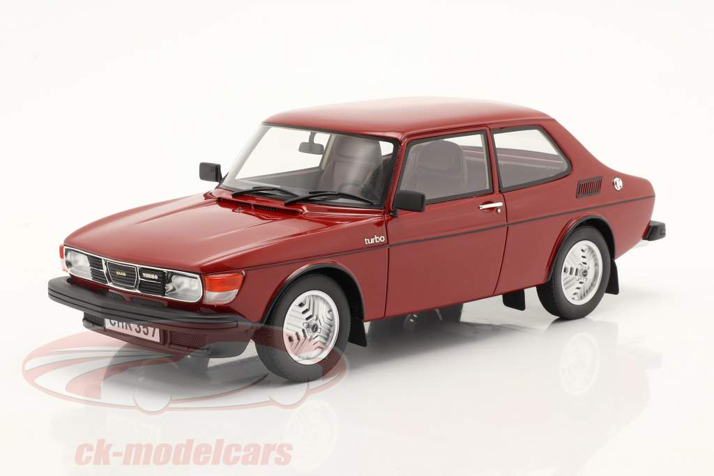 Saab 99 Turbo 建设年份 1978 深红 1:18 Cult Scale