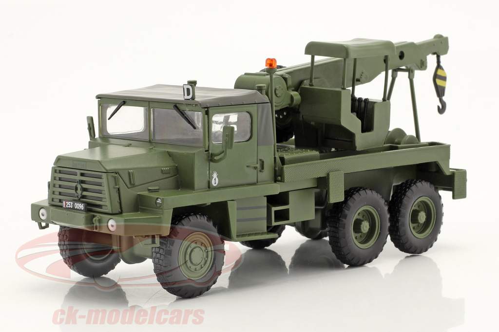 Berliet GPC militare Carro attrezzi Anno di costruzione 1969 verde oliva 1:43 Hachette